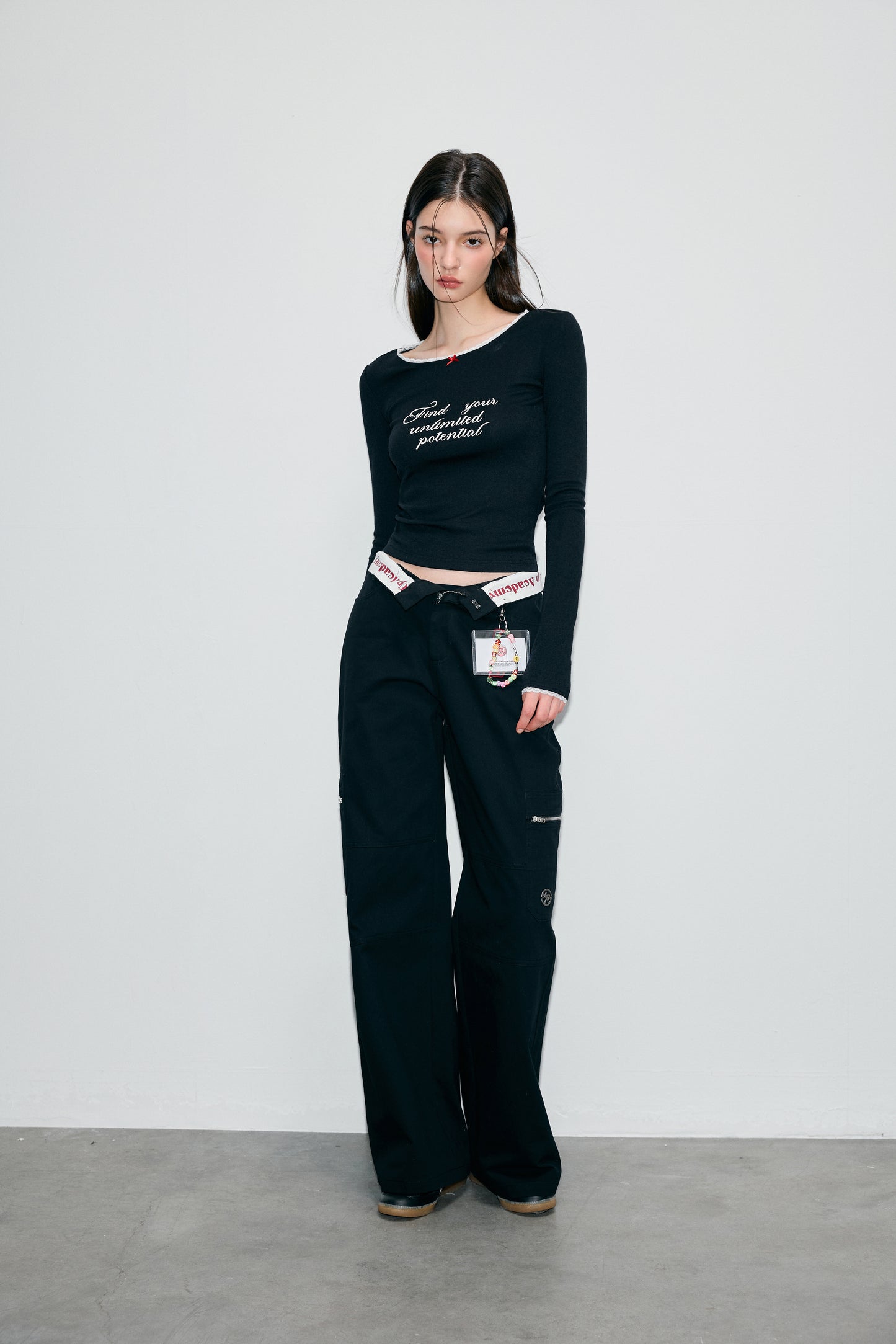 UP ‘GIRLS' CLIQUE’ Audrey Shirt [2COLOR]